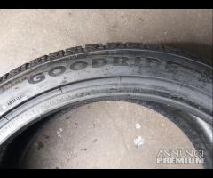 2 gomme 225 40 18 goodride a4556