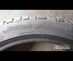 2 gomme 225 40 18 MICHELIN A1219