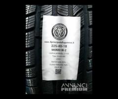 2 gomme 225 40 18 momo a8168