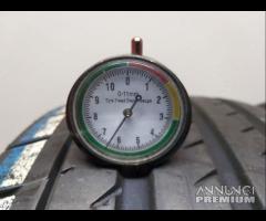 2 gomme 225 40 18 yokohama a8127