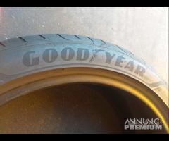 2 gomme 225 45 19 goodyear rft a4401