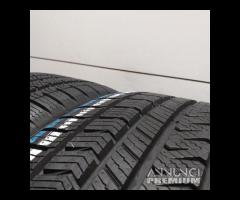2 gomme 235 40 18 vredestein a39365