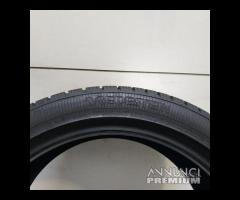 2 gomme 235 40 18 vredestein a39365
