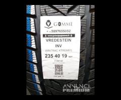2 gomme 235 40 19 vredestein inv a3998