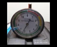 2 gomme 235 55 19 bridgestone a11775