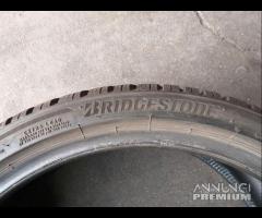 2 gomme 245 35 20 bridgestone inv a4981
