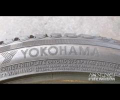 2 gomme 245 40 21 YOKOHAMA A925
