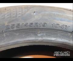 2 gomme 255 45 19 bridgestone a8904
