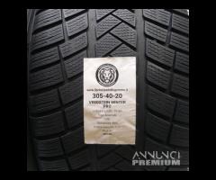 2 gomme 305 40 20 vredestein a29160