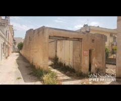 Castelvetrano terreno edif. 650 mq con magazzino