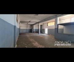 Castelvetrano locale 200 con spazio est. 1400 mq - 19