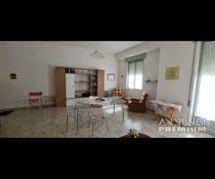 Unità immobiliare con 2 app + garage - 16
