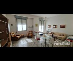 Unità immobiliare con 2 app + garage - 17