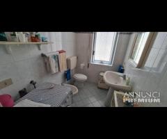 Unità immobiliare con 2 app + garage - 23