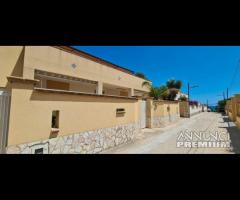 Triscina, villa indipendente con veranda vista mar