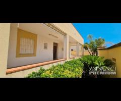 Triscina, villa indipendente con veranda vista mar - 21