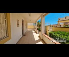 Triscina, villa indipendente con veranda vista mar - 24