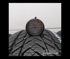 4 GOMME 215 60 17 LAVIGATOR A48348