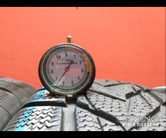 4 gomme 215 65 17 vredestein inv a4256