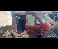 Ricambi VW Trasporter Camper 2.5 D del 1997