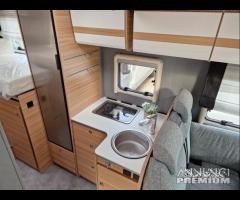 NOLEGGIO CAMPER Dethleffs just 6812 eb