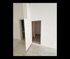 Locale ad uso commerciale mq.50 - 10