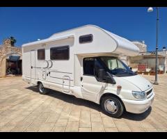 Ford Dueerre Dreams con aria condizionata cabina