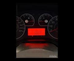 FIAT GRAN PUNTO 1.4 - 6