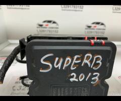 CENTRALINA ABS 2.0D 125KW 170CV SKODA SUPERB 2013 - 6
