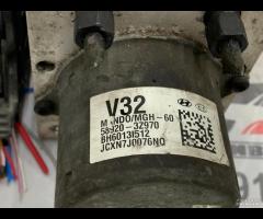 CENTRALINA ABS 1.7D 100KW 136CV HYUNDAI I40 58920- - 11