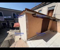 Porzione di cortile semindipendente - 17