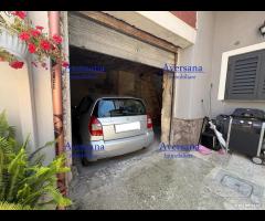 Porzione di cortile semindipendente - 23