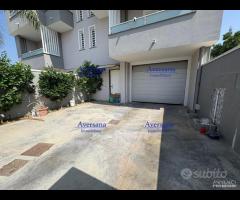 Villa con porticato recente costruzione - 8