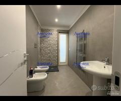 Villa con porticato recente costruzione - 22