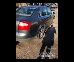 Audi a4 anno 2002 ricambi