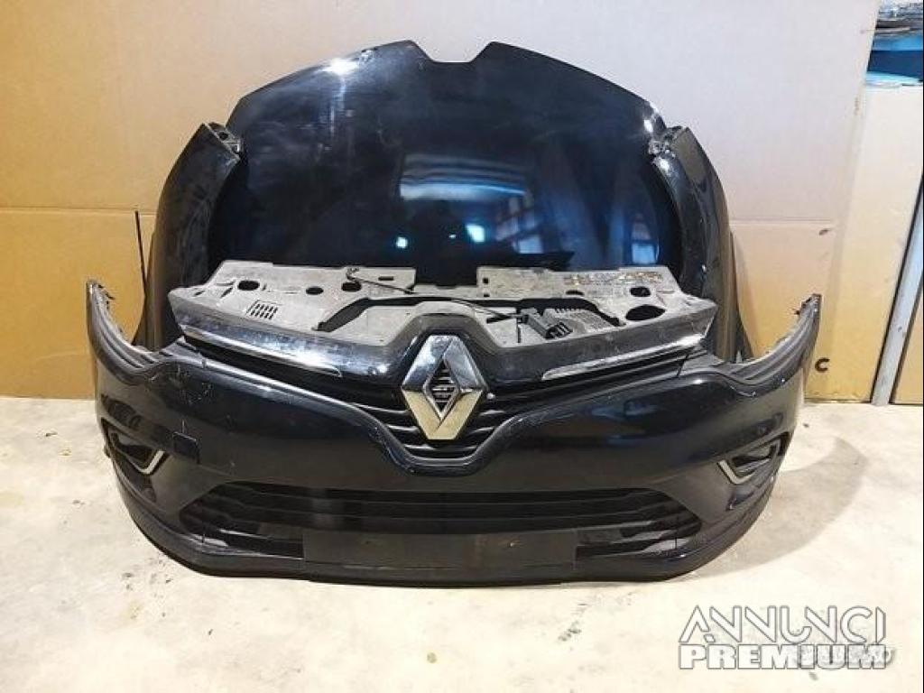Clio nera 2017 frontale completo - 1