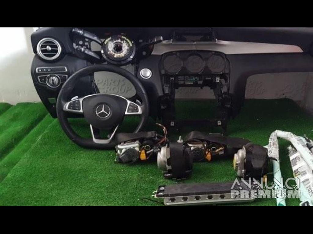 Cruscotto airbag Mercedes benz GLC anno 2017 - 1