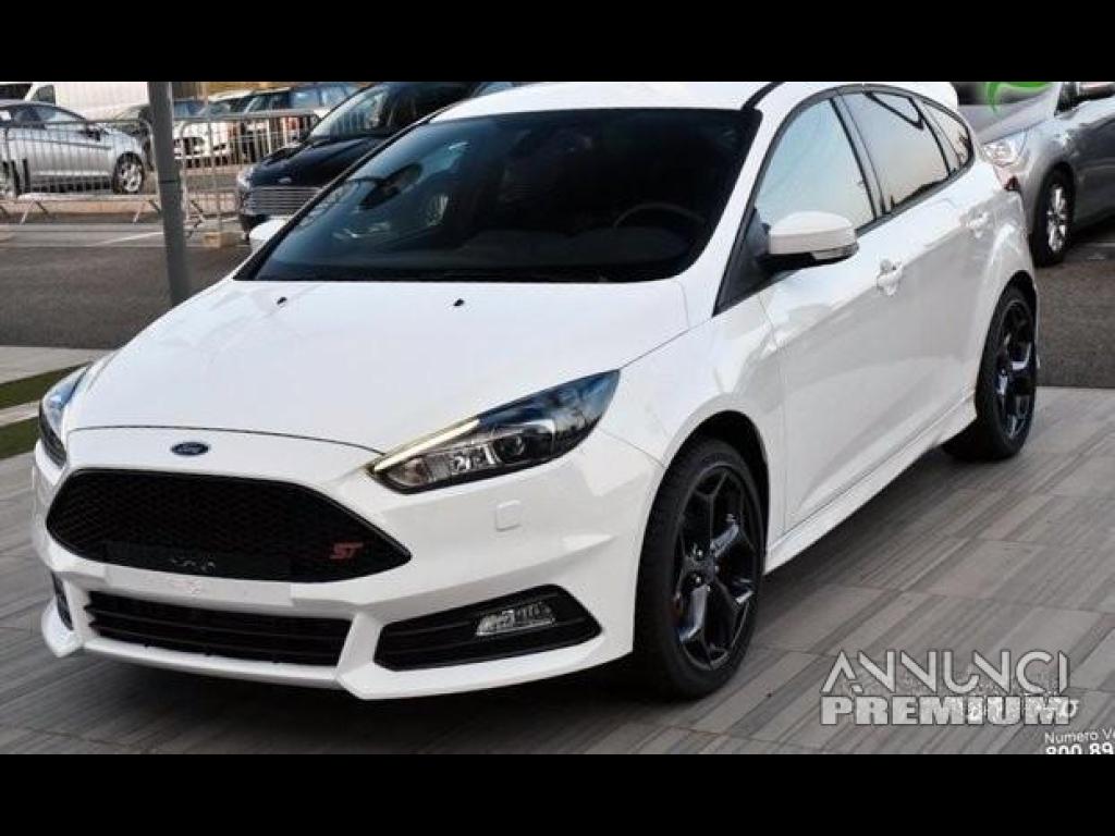 Ford focus st 2017 ricambi - 1