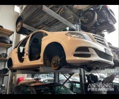Frontale Mercedes classe b 2013 turbo benzina
