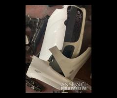 Frontale musata Fiat panda 2018 completa