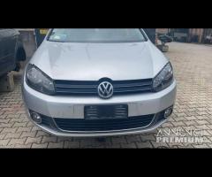 Golf 6 grigia perfetta per ricambi