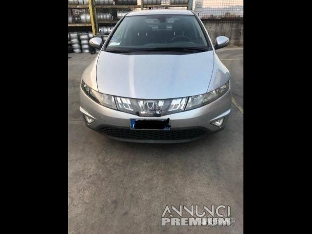 Honda civic 2009 ricambi - 1