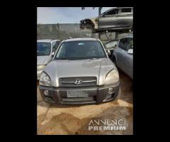 Hyundai tucson 2008 ricambi