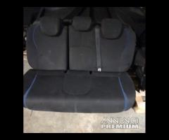 Interni tessuto lancia y 2013 - 6