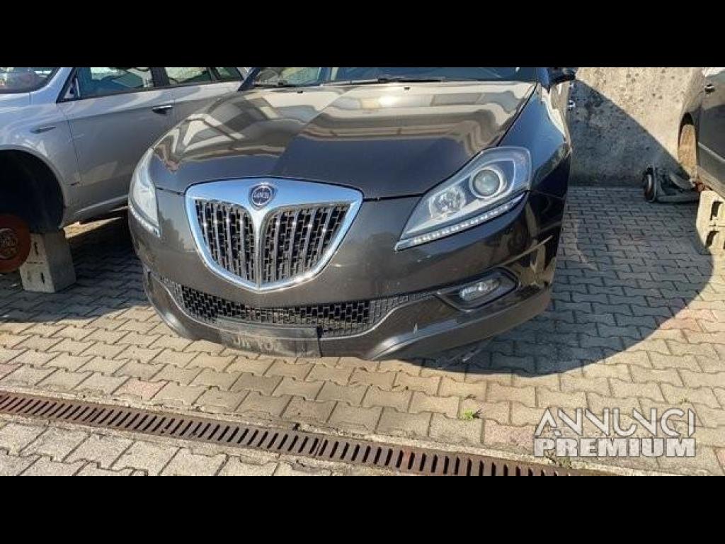 Lancia delta nera per ricambi perfetta - 1
