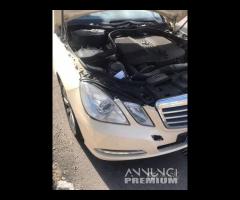 Mercedes classe e 220 cdi 2012 ricambi