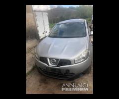 Nissan qashqai +2 anno 2012 perfetta per ricambi