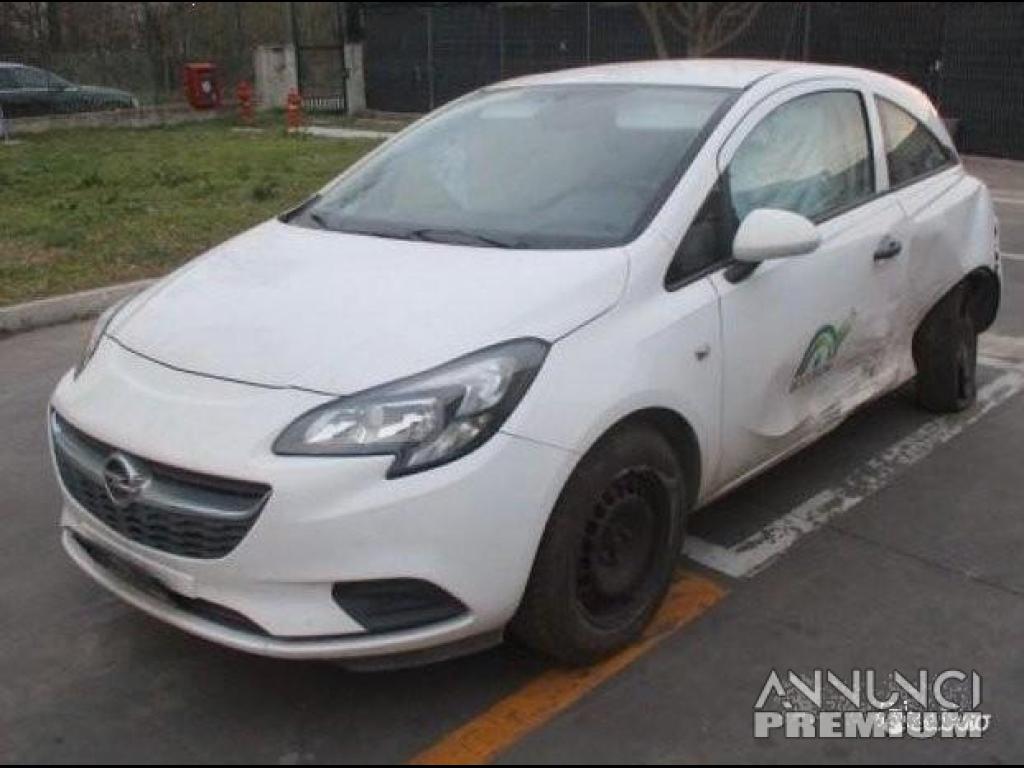 Opel corsa 2018 ricambi - 1
