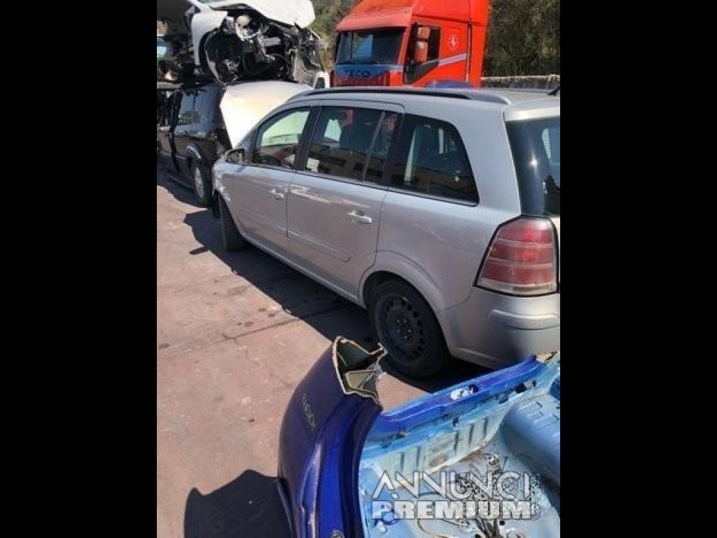 Opel zafira anno 2006 ricambi - 1