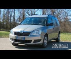 Skoda roomster 2015 ricambi